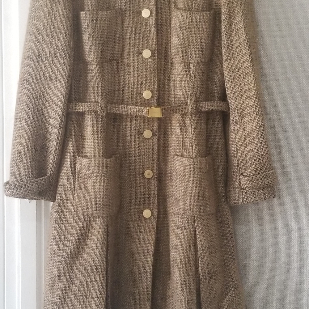 Chanel Women's Brown Tweed Coat - Picture 11 of 11